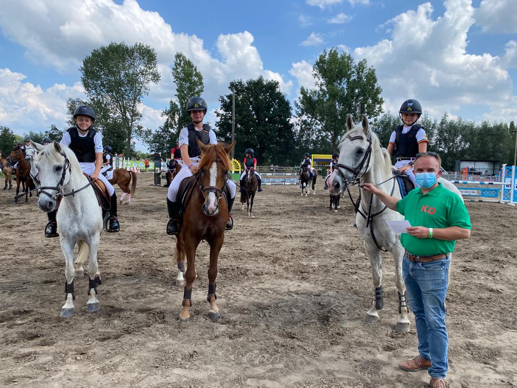 Team Lupus-Vulpes (LRV Lochristi) wint KBC Dreamteam Cup
