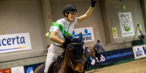 Merel Braspenning en Parco van't Hollandhof van LRV Wortel - Kampioen D Midden Stijl en Barema A
